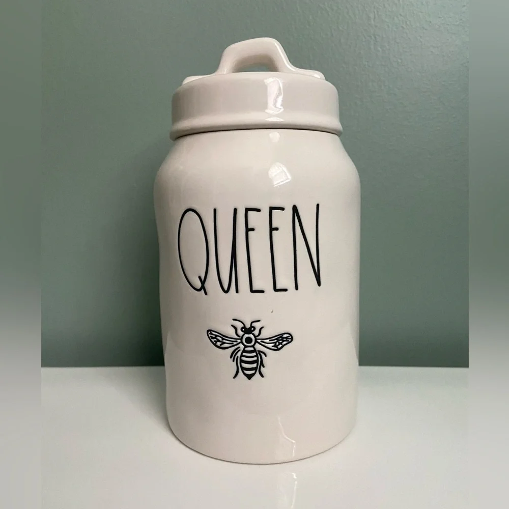 Rae Dunn Queen Bee Canister
